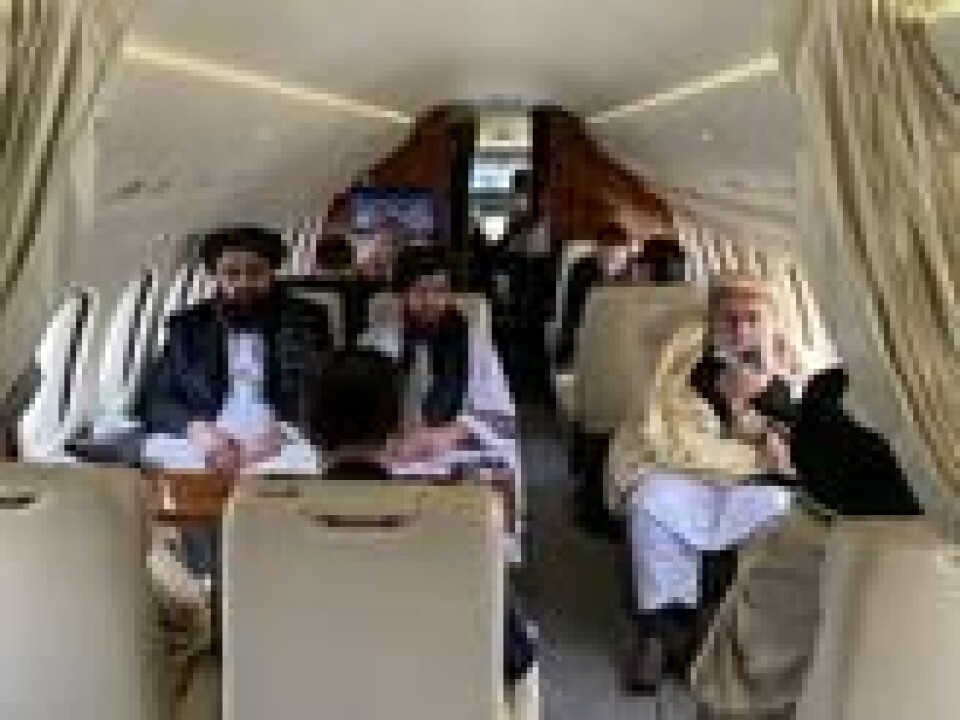 Talibans talsperson Abdul Qahar Balkhi la ut dette bildet på Twitter lørdag ettermiddag som viser representanter fra Taliban på vei til Norge i et privatfly for og ha samtaler om humanitær bistand, politiske, utdannings- og økonomiske spørsmål. Foto: Talibans talsperson / Twitter / NTB Talibans talsperson Abdul Qahar Balkhi la ut dette bildet på Twitter lørdag ettermiddag som viser representanter fra Taliban på vei til Norge i et privatfly for og ha samtaler om humanitær bistand, politiske, utdannings- og økonomiske spørsmål. Foto: Talibans talsperson / Twitter / NTB Foto: NTB