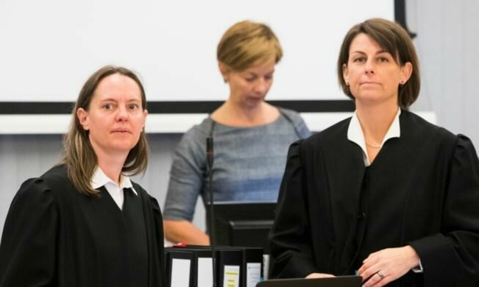 Aktorene Guro Glærum Kleppe (tv) og aktor Kristine Schilling i en pause under rettssaken mot Gjermund Cappelen og den tidligere politimannen Eirik Jensen i Oslo tingrett Aktorene Guro Glærum Kleppe (tv) og aktor Kristine Schilling i en pause under rettssaken mot Gjermund Cappelen og den tidligere politimannen Eirik Jensen i Oslo tingrett Foto: Håkon Mosvold Larsen / NTB scanpix
