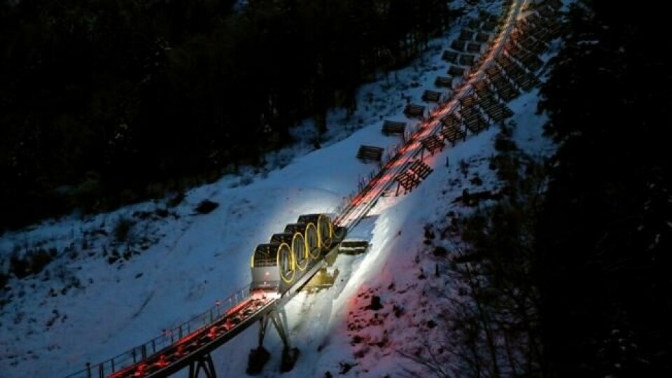 Stoos Bahn erstatter en gammel bane. Foto: Reuters/Arnd Wiegmann Stoos Bahn erstatter en gammel bane. Foto: Reuters/Arnd Wiegmann