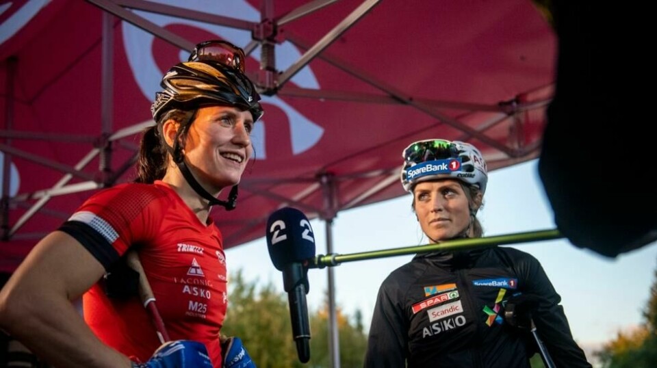 Marit Bjørgen og Therese Johaug under rulleskirennet Ragde Charge i Oslo i september.