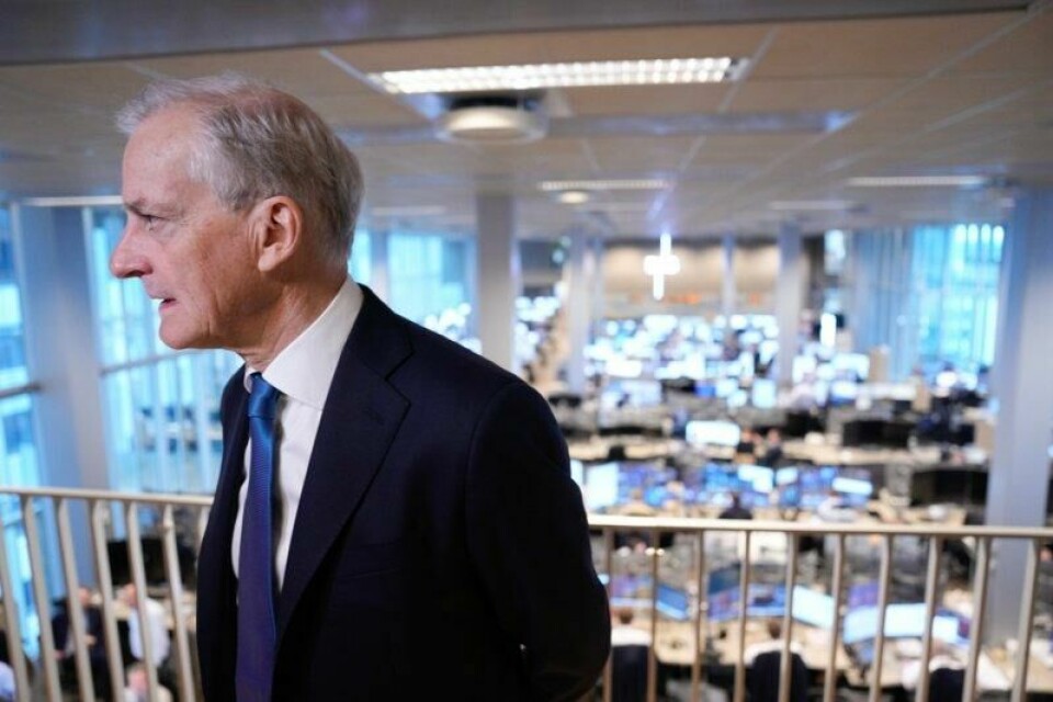 Statsminister Jonas Gahr Støre (Ap) sier at regjeringen ikke står klare med krisepakker til tross for stor økonomisk uro for tiden.