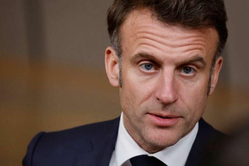 Koalisjonen av villige land skal møtes i Paris neste uke, sier Frankrikes president.