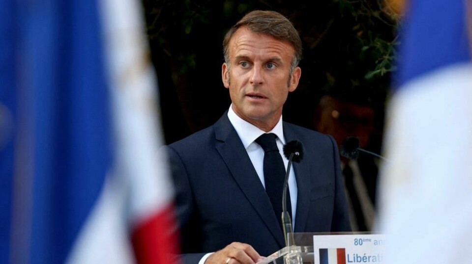 President Emmanuel Macron har ennå ikke pekt på en ny statsminister etter at venstrefløyen vant valget 7. juli. Fredag møter han partiledere for å diskutere mulige kandidater. Foto: Manon Cruz / AP / NTB