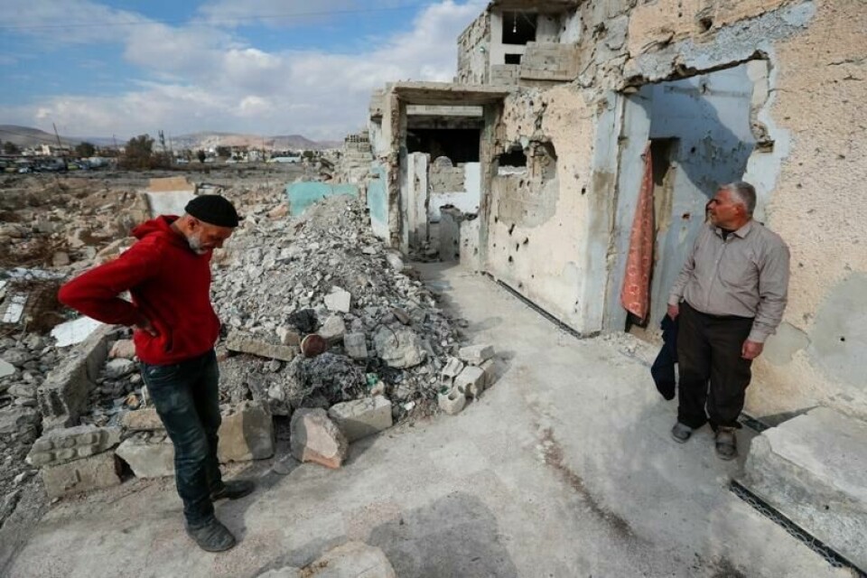 Etter årevis med konflikt, borgerkrig og sanksjoner ligger Syrias økonomi i ruiner. Nå ligger det an til et EU-vedtak om å sette sanksjonene på pause.