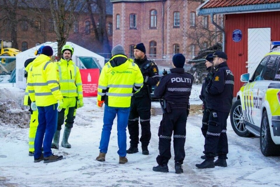 Politiet var flere ganger på Gaustad for å snakke med demonstranter som nektet å fjerne seg fra området.