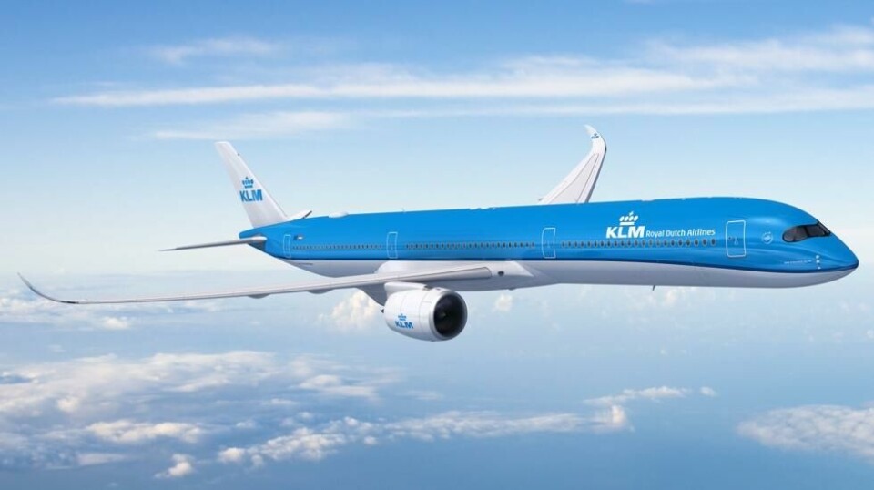 De nye A350-flyene vil erstatte dagens langdistanseflåte hos KLM og er et viktig skritt mot å nå selskapets bærekraftsmål om å redusere karbondioksidutslippene med 30 prosent per passasjerkilometer innen 2030, sammenlignet med 2019.