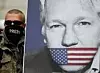 En tilhenger av WikiLeaks-grunnleggeren Julian Assange demonstrerer i London 2. mai. Nettstedet fikk igjen en rolle i amerikansk politikk i 2016, da nettstedet offentliggjorde informasjon som var politisk skadelig for Hillary Clinton. Deler av informasjonen antas å stamme fra russiske hackere. NTB Scanpix/AP.
