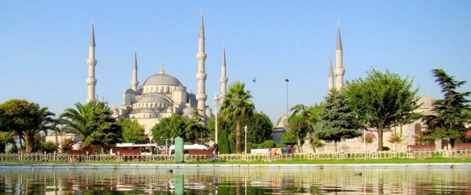«Den blå moské», med Hagia Sofia til høyre. «Den blå moské», med Hagia Sofia til høyre. Foto: Bjørn Christian Tørrissen / CC 3.0