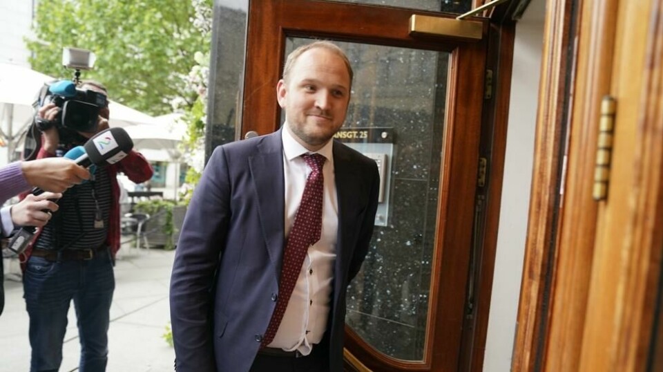 Samferdselsminister Jon Georg Dale (Frp) mener byrådsrepresentanter i Oslo kommer med vanvittige uttalelser.