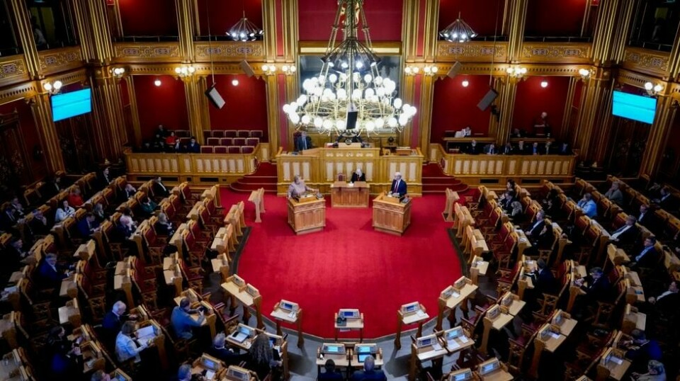 Det kan ta lengre tid før stortingssalen får høre finanskomiteens innstilling til statsbudsjettet. Fristen er utsatt med en drøy uke. Foto: Cornelius Poppe / NTB