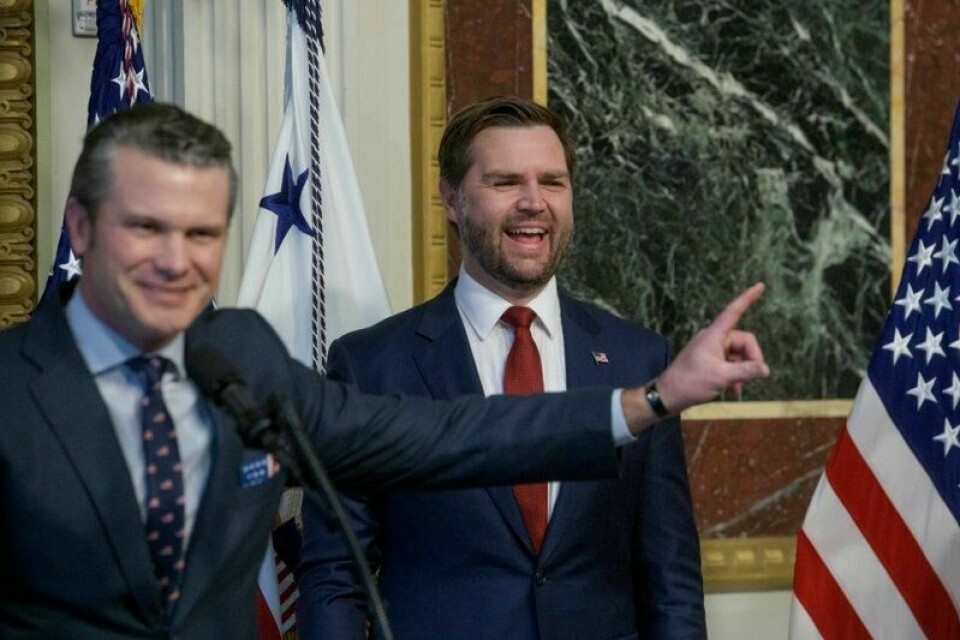 Spesielt ordene fra Vance om at han «hater å redde Europa igjen» var voldsomme. Kommentaren «ynkelig» fra forsvarsminister Pete Hegseth trakk i samme retning, skriver Ehrenreich. Spesielt ordene fra Vance om at han «hater å redde Europa igjen» var voldsomme. Kommentaren «ynkelig» fra forsvarsminister Pete Hegseth trakk i samme retning, skriver Ehrenreich. Foto: Rod Lamkey, Jr.