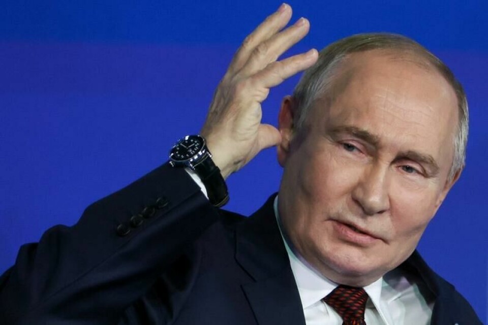 Vladimir Putin under et møte med utenrikspolitiske eksperter i Sotsji tidligere denne måneden.
