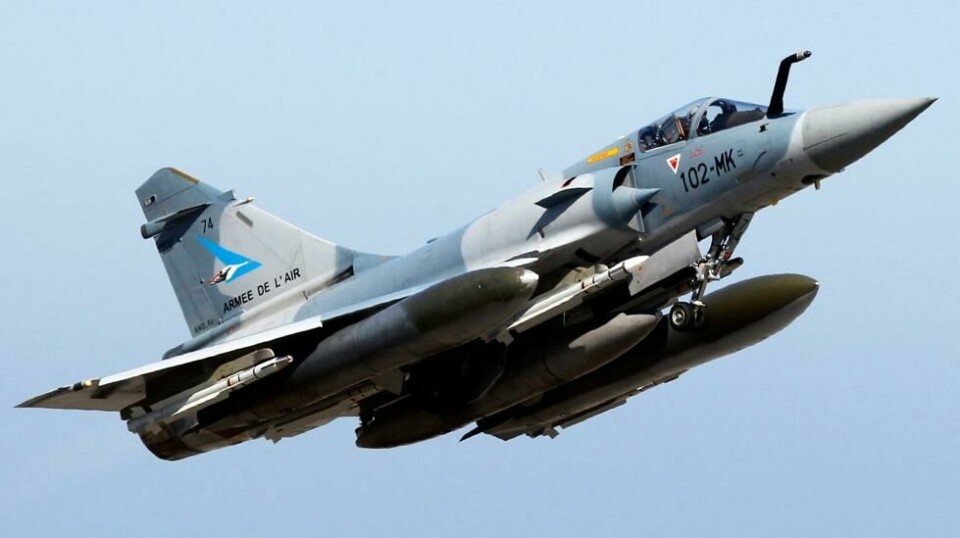 Det franske kampflyet Mirage 2000 hadde første flyning 1978 og var i operasjonell drift fra 1984. En rekke land har og har hatt flyet i sin flåte, deriblatn Frankrike, Taiwan, India og Hellas. Ukraina ligger an til å bli det neste.
