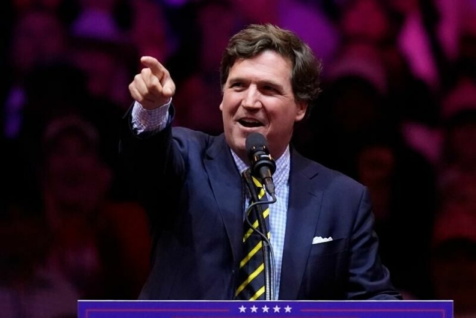 Trump-støttespiller Tucker Carlson intervjuet Vladimir Putin tidligere i år. Nå har han intervjuet Russlands utenriksminister Sergej Lavrov. Trump-støttespiller Tucker Carlson intervjuet Vladimir Putin tidligere i år. Nå har han intervjuet Russlands utenriksminister Sergej Lavrov. Foto: Evan Vucci / AP / NTB