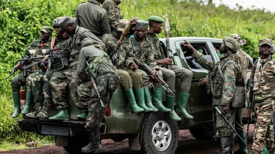M23-militsen i Øst-Kongo (bildet) støttes ifølge FN av nabolandet Rwanda, noe ledelsen i Kigali benekter. Nå står de to landene på randen av krig, advarer USA. Foto: AP / NTB