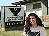 LEYDY RANGEL: Hun og UFW-organisasjonene bistår migrantarbeidere med alt fra konkrete råd til den enkelte - til lobbying i Kongressen. Her utenfor hovedkvarteret til UFW Foundation i Bakersfield, California. Foto: Thomas Vermes / ABC Nyheter