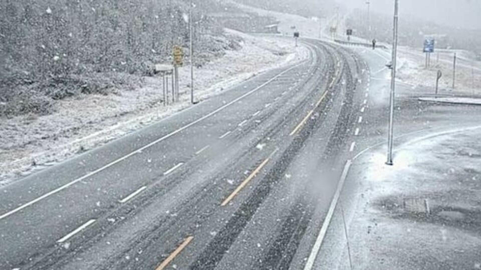 Det er godt med snø ved Filefjelltunnelen på E16 i Innlandet. Foto: Statens vegvesen webkamera / NTB Det er godt med snø ved Filefjelltunnelen på E16 i Innlandet. Foto: Statens vegvesen webkamera / NTB