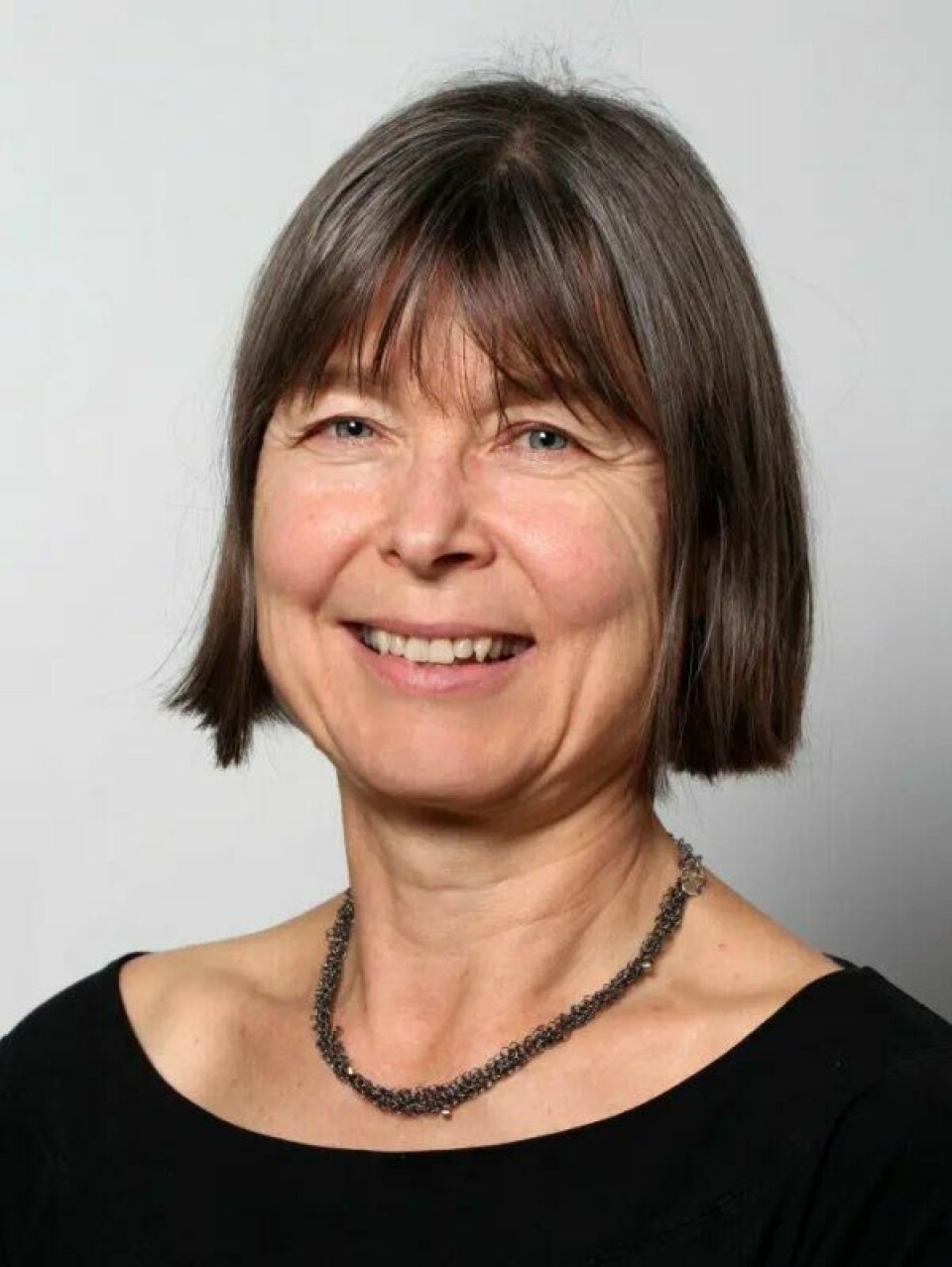 Hvilke vaksiner voksne bør ta, handler om risikovurdering for den enkelte, men er også et spørsmål om pris, ifølge immunolog og professor Anne Spurkland. Hvilke vaksiner voksne bør ta, handler om risikovurdering for den enkelte, men er også et spørsmål om pris, ifølge immunolog og professor Anne Spurkland. Foto: UiO