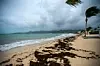 Stranden i Marigot, hovedstaden i fransk Saint-Martin, tirsdag. Scanpix/AFP.