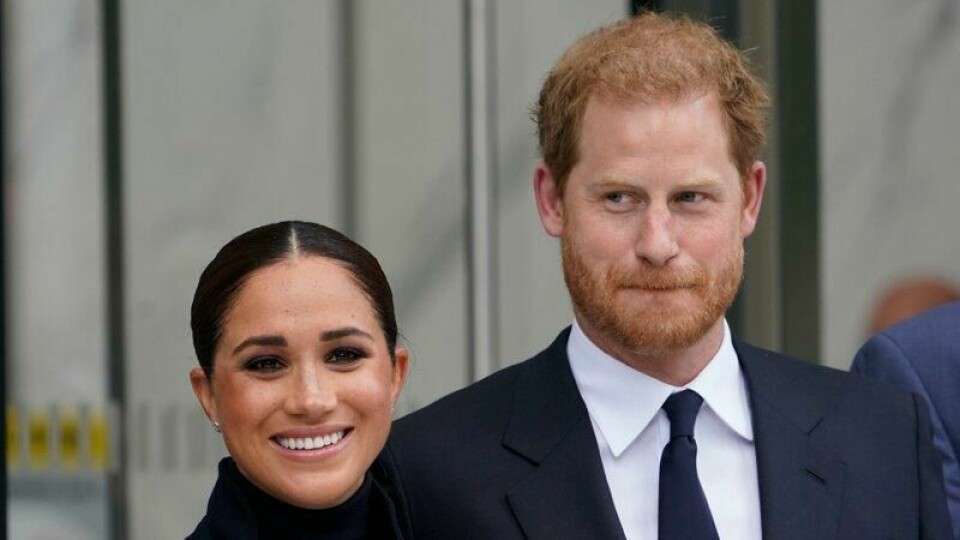 Prins Harry og hertuginne Meghan har fått kritikk for å bruke tittelen hertug og hertuginne av Sussex etter at de trakk seg fra sine kongelige plikter i 2020. Nå tar Meghan bladet fra munnen. Her er paret avbildet i 2021.