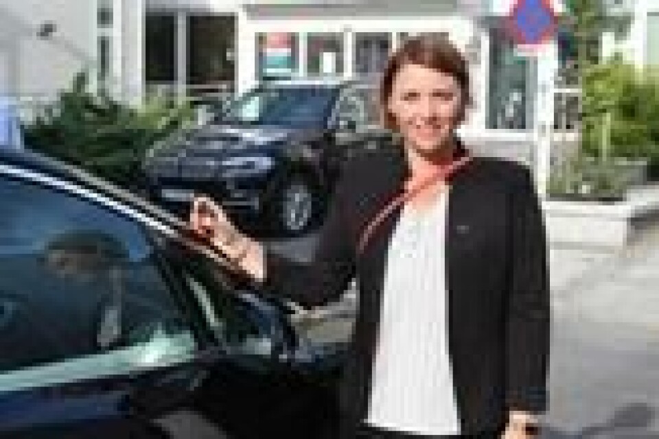Christina Bu er generalsektretær i Norsk Elbilforening. Hun håper Ionity finner en betalingsløsning som fungerer godt i det norske markedet. Christina Bu er generalsektretær i Norsk Elbilforening. Hun håper Ionity finner en betalingsløsning som fungerer godt i det norske markedet. Foto: Elisabeth Bergskaug/ABC Nyheter