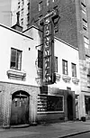 Stonewall Inn, slik det så ut utenfra i 1969. Foto: Wikimedia