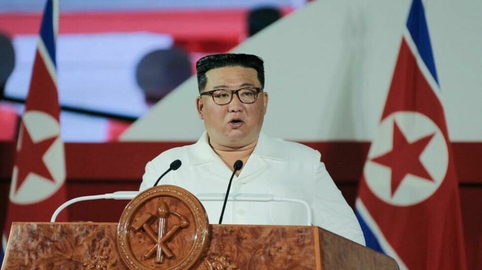 Kim Jong-un under jubileumsarrangementet for Koreakrigen. Foto: Reuters / NTB