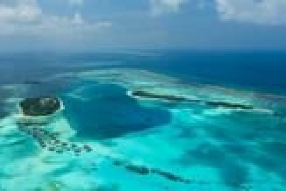Det luksuriøse hotellanlegget Conrad Maldives Rangali Island ligger på to separate øyer forbundet med en bro. Foto: Conrad Hotels & Resorts. Det luksuriøse hotellanlegget Conrad Maldives Rangali Island ligger på to separate øyer forbundet med en bro. Foto: Conrad Hotels & Resorts.