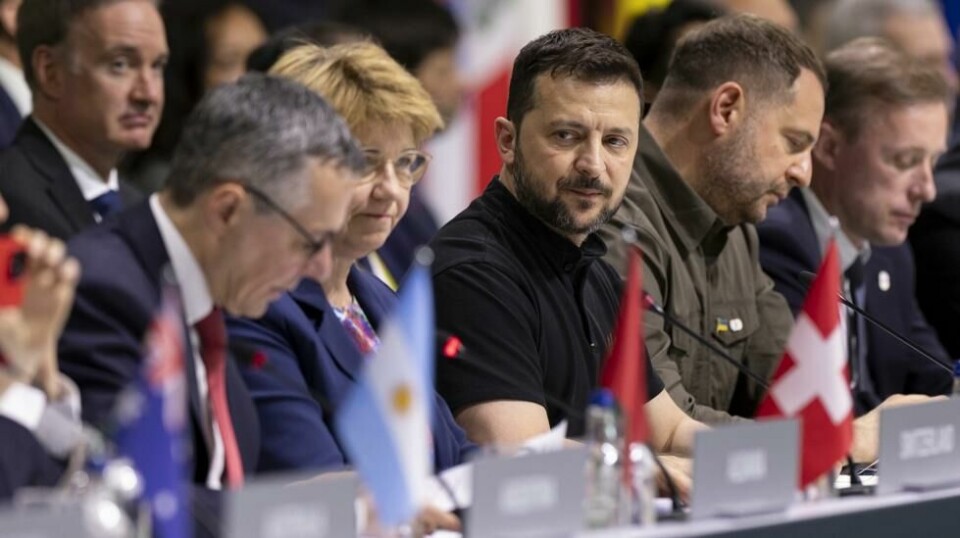 Ukrainas president Volodymyr Zelenskyj på toppmøtet om fred i Ukraina i Sveits. Foto: Michael Buholzer / Keystone / AP / NTB