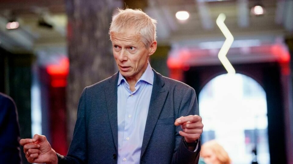 Arbeids- og velferdsdirektør Hans Christian Holte er urolig over de høye sykefraværstallene.