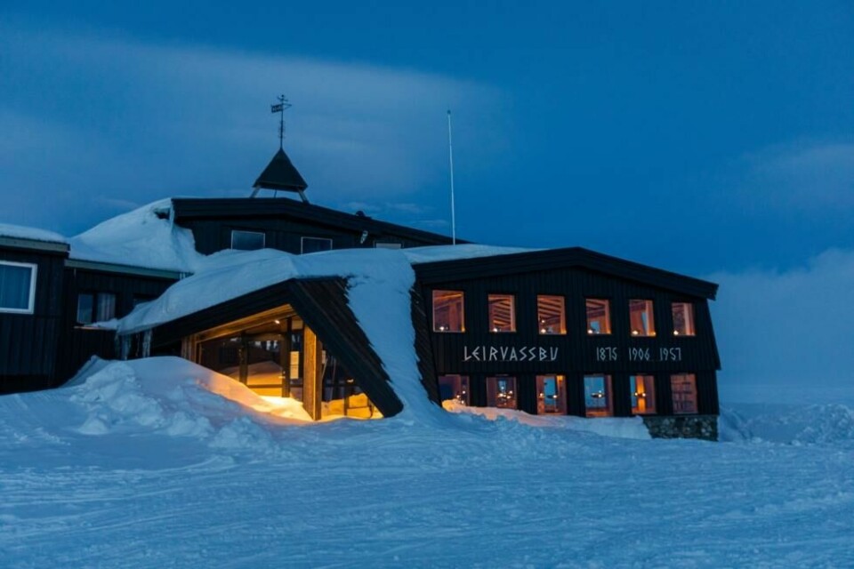 Stemningsfullt på Leirvassbu.Fjellstua var blant annet location for den norske thrilleren Fritt Vilt fra 2006. Stemningsfullt på Leirvassbu.Fjellstua var blant annet location for den norske thrilleren Fritt Vilt fra 2006. Foto: Live Sulheim