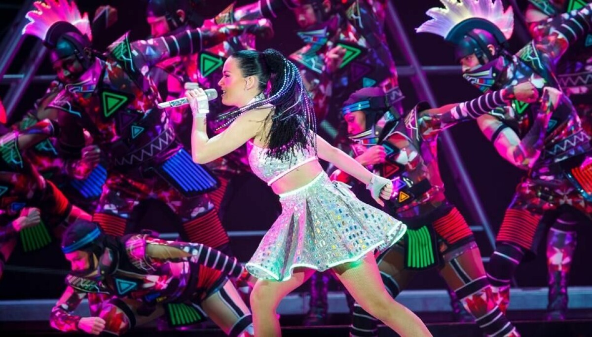 Katy Perry etterforskes for musikkvideoinnspilling på sårbar strand ...