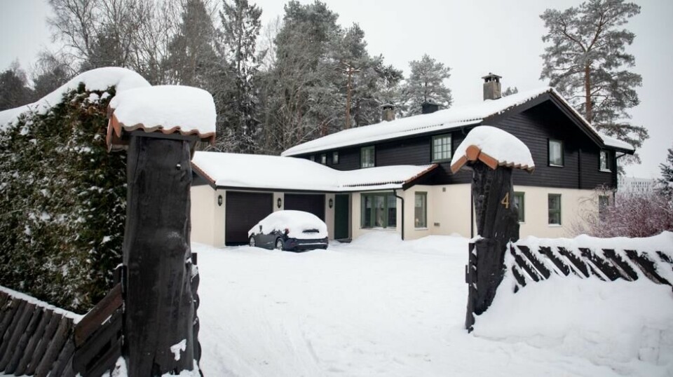 Politiet har bekreftet at det er gjort DNA-funn ved eiendommen til Tom og Anne-Elisabeth Hagen i Sloraveien på Fjellhamar.