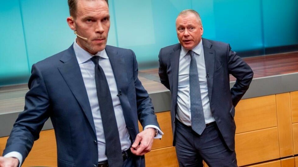 Oljefondet kan løpe på enorme tap hvis ulike skrekkscenarioer internasjonalt inntreffer, advarer administrerende direktør Nicolai Tangen (til høyre) og nestleder Trond Grande. Foto: Fredrik Varfjell / NTB