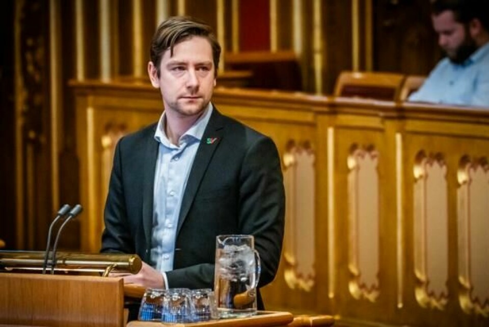 SVs finanspolitisk talsperson Andreas Sjalg Unneland går hardt ut mot Høyres skattepolitikk.
