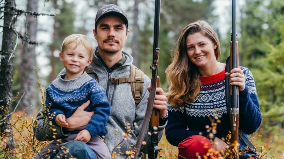 Hanne Simonsen og Joakim Lindstad har stort fokus på jakt, og hver helg er satt av til friluftshobbyen.