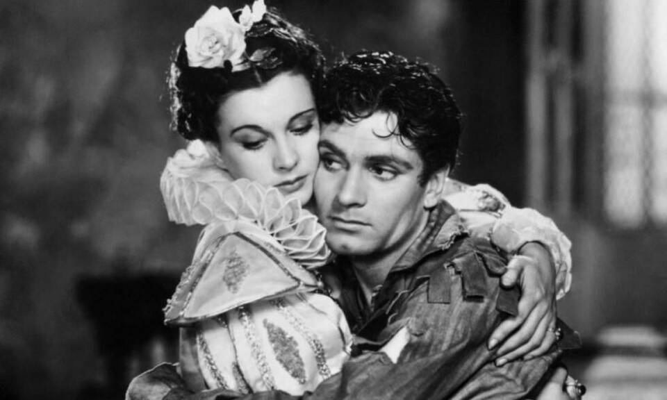 Vivien Leigh og Laurence Olivier spilte mot hverandre i dramaet «Flammer over England» i 1937. Foto: AP Vivien Leigh og Laurence Olivier spilte mot hverandre i dramaet «Flammer over England» i 1937. Foto: AP