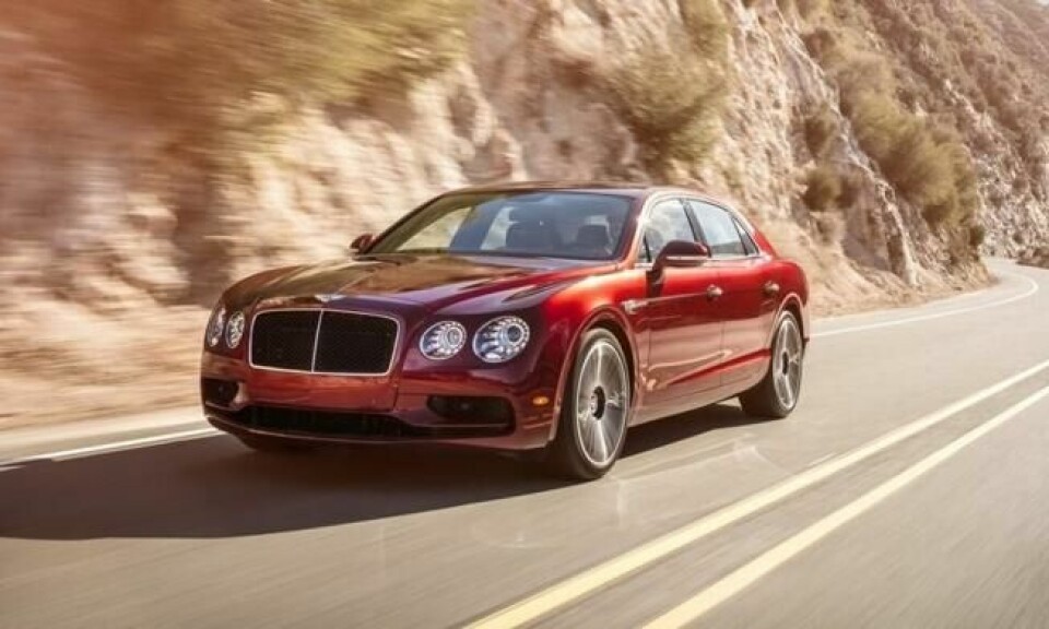 Bentley Mulsannes lillebror er såvisst ikke noen smågutt den heller. Bentley Mulsannes lillebror er såvisst ikke noen smågutt den heller.
