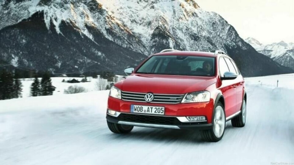 Litt offroadstyling bidro til at Alltrack skilte seg ut fra alle de «vanlige» Passatene på markedet. Litt offroadstyling bidro til at Alltrack skilte seg ut fra alle de «vanlige» Passatene på markedet.