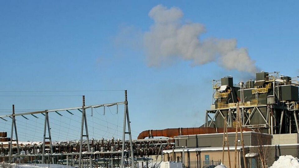 MYE STRØM: Finnfjord smelteverk (bildet) og de andre kraftkrevende industriselskapene i Norge kan tape konkurransekraft hvis landet får europeisk kraftprisnivå.