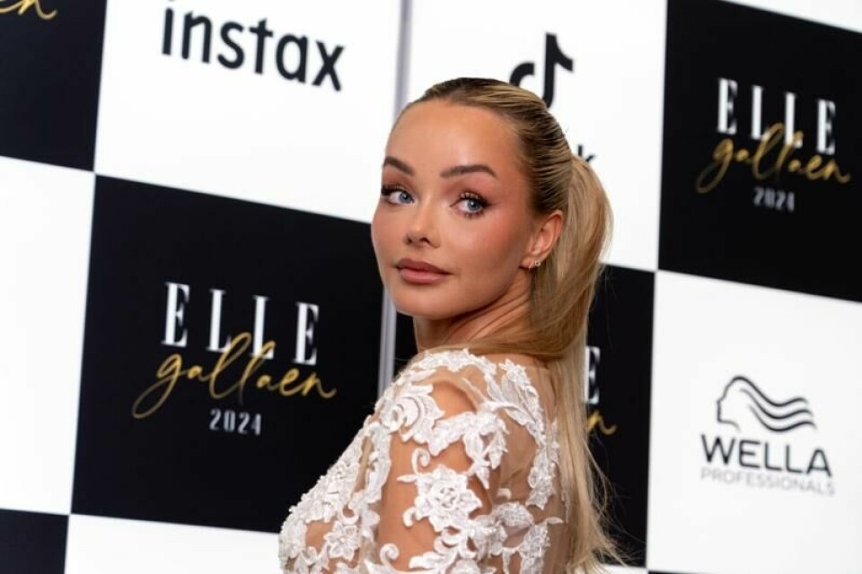 Influenser Sophie Elise besvimte under premieren på NRK-serien «Rekviem for Selina». Serien er inspirert av influenserens liv. Influenser Sophie Elise besvimte under premieren på NRK-serien «Rekviem for Selina». Serien er inspirert av influenserens liv. Foto: Thomas Fure / NTB