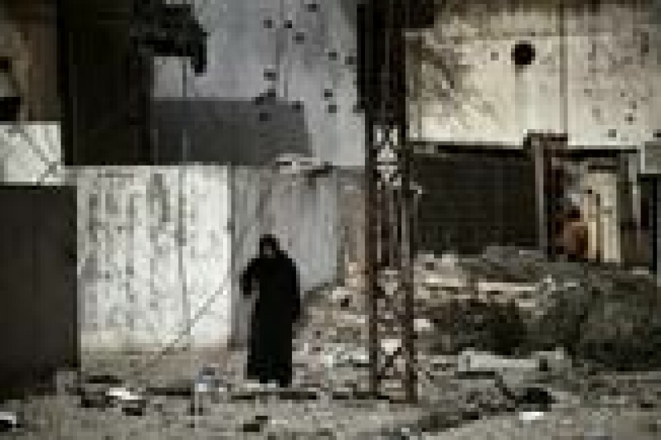 Irakisk kvinne i ruinene av Vest-Mosul, 8. mars. Irakisk kvinne i ruinene av Vest-Mosul, 8. mars. Foto: Aris Messinis / AFP