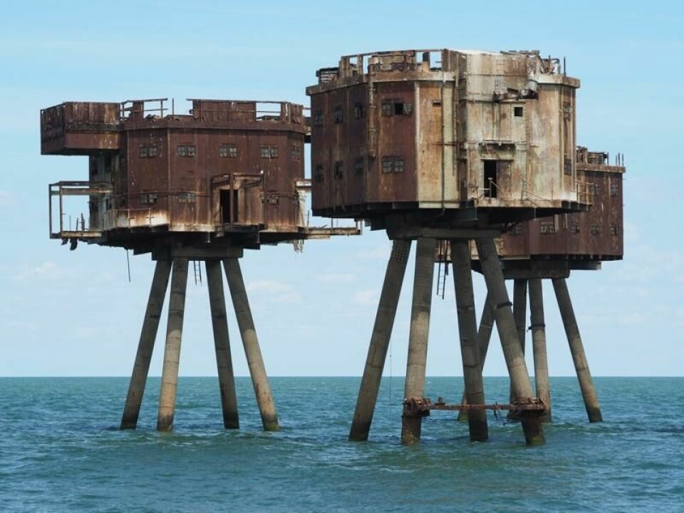 The Maunsell Sea Forts fungerte som forsvarstårn mot tyskerne under andre verdenskrig. I dag står de rustne og forlatte igjen. The Maunsell Sea Forts fungerte som forsvarstårn mot tyskerne under andre verdenskrig. I dag står de rustne og forlatte igjen. Foto: Sarah Tarbard / Shutterstock / NTB