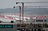 Istanbul Airport ble tatt ibruk våren 2019. Nå skal passasjerkapasiteten mer enn dobles ved hjelp av et nytt trippel-landingssystem. Foto: NTB / AP / Lefteris Pitarakis