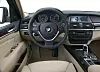 PRAKTFULL: Også i 2010-utgave hadde BMW X5 en førerplass det var lett å elske! Foto: BMW Foto: broom