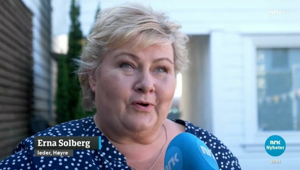 Erna Solberg uttalte seg til NRK Dagsrevyen fredag 8. september om ektemannens aksjekjøp. Ifølge hennes egne ord var det samme dag som hun fikk «en uggen følelse» om mannens aksjekjøp. Erna Solberg uttalte seg til NRK Dagsrevyen fredag 8. september om ektemannens aksjekjøp. Ifølge hennes egne ord var det samme dag som hun fikk «en uggen følelse» om mannens aksjekjøp. Foto: Skjermdump NRK