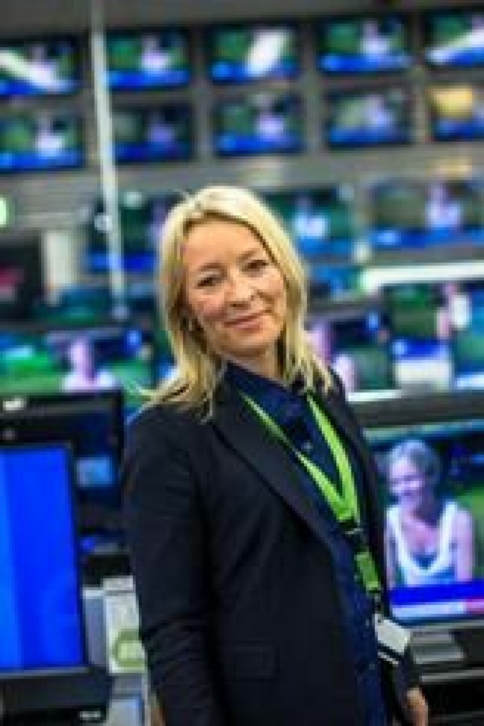 Indresøvde sier at Elkjøp planlegger i lang tid i forkant, og kjøper inn produkter som har ekstra gode priser til denne uka. Indresøvde sier at Elkjøp planlegger i lang tid i forkant, og kjøper inn produkter som har ekstra gode priser til denne uka. Foto: Elkjøp/Joakim Magnen