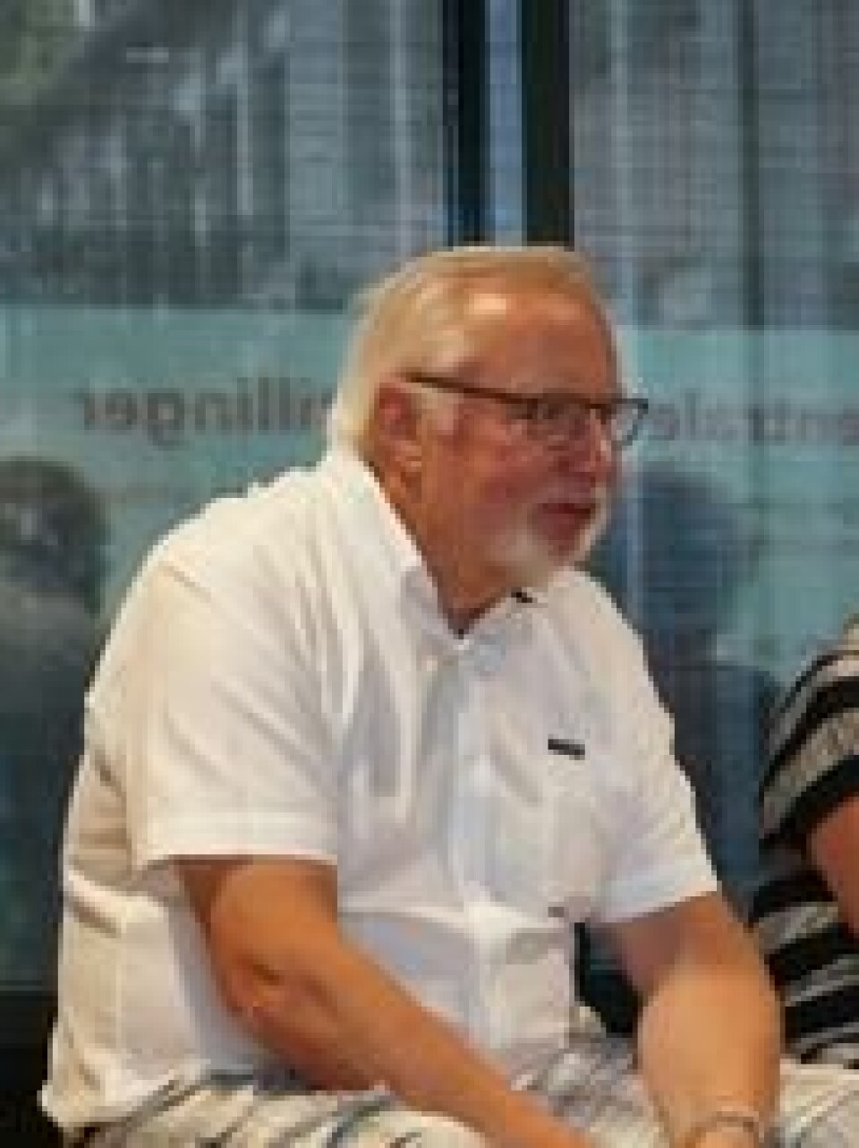 AP-veteran: Øyvind Moe ga Masud Gharahkhani råd på veien, og var fornøyd med det han fikk servert. AP-veteran: Øyvind Moe ga Masud Gharahkhani råd på veien, og var fornøyd med det han fikk servert. Foto: Mads Fremstad/ABC Nyheter