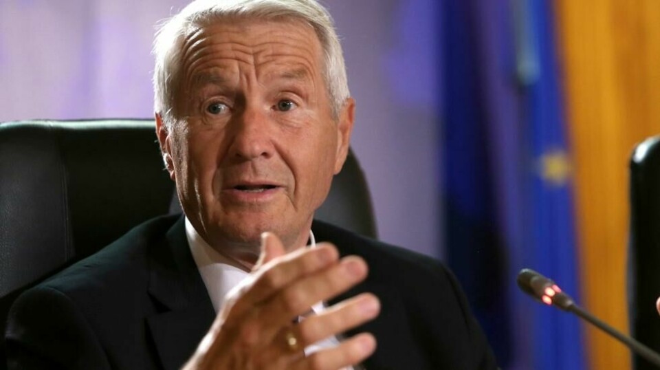 Thorbjørn Jagland forsvarer sine første Facebook-innlegg med å skrive at kritikk er demokratiets mor og en forutsetning for fremgang og forbedring.