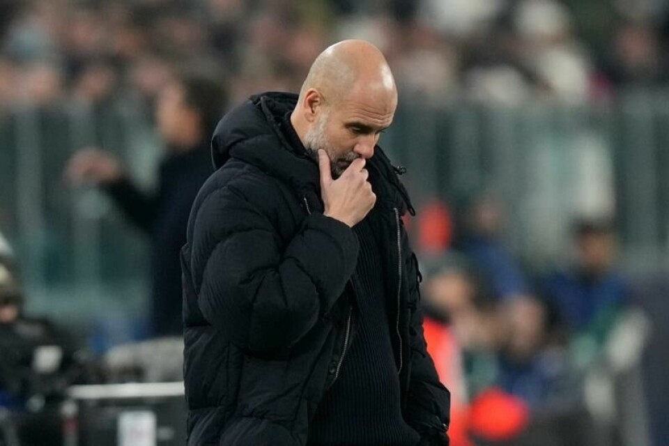 Pep Guardiola og Manchester City sliter tungt om dagen.